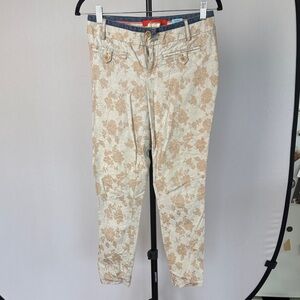 Cartonnier Beige Floral Women's Cropped Jeans